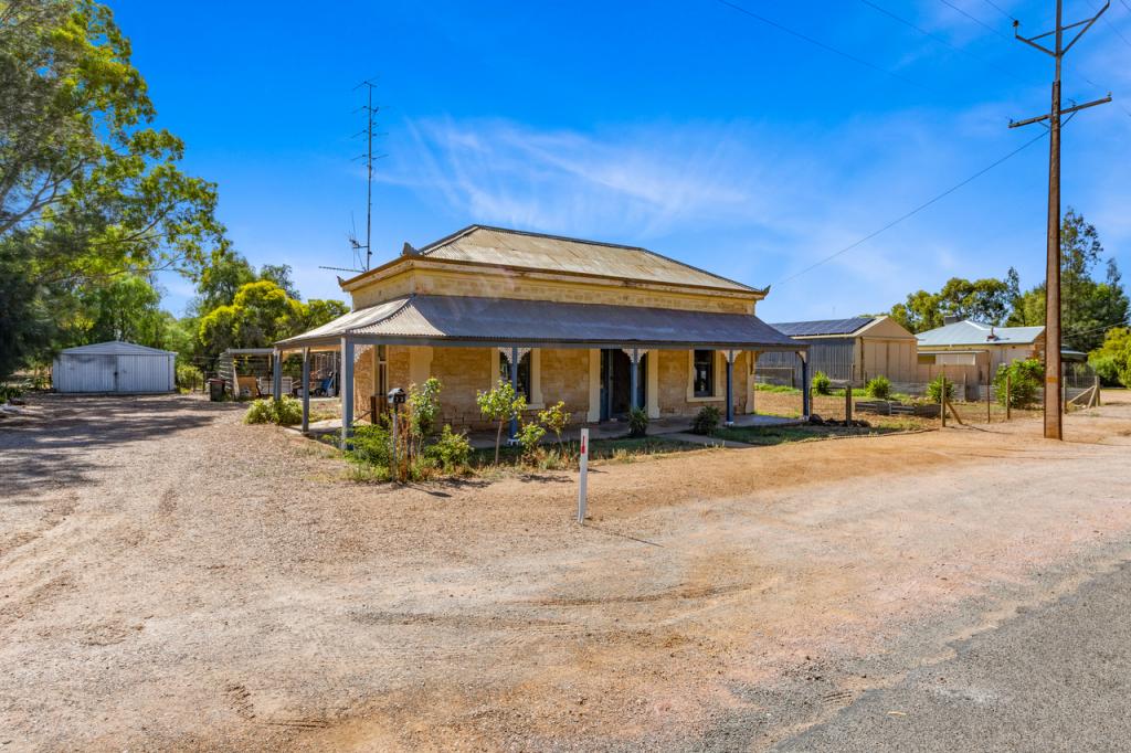 23-25 Port St, Gladstone, SA 5473