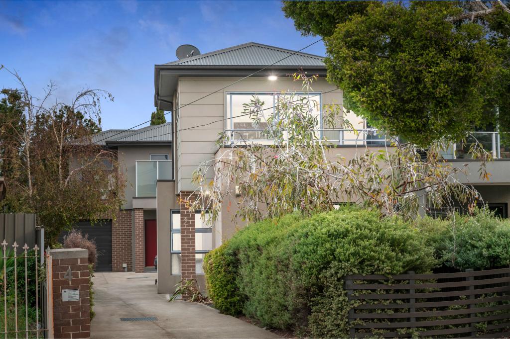 2/4 Holland Ct, Maidstone, VIC 3012