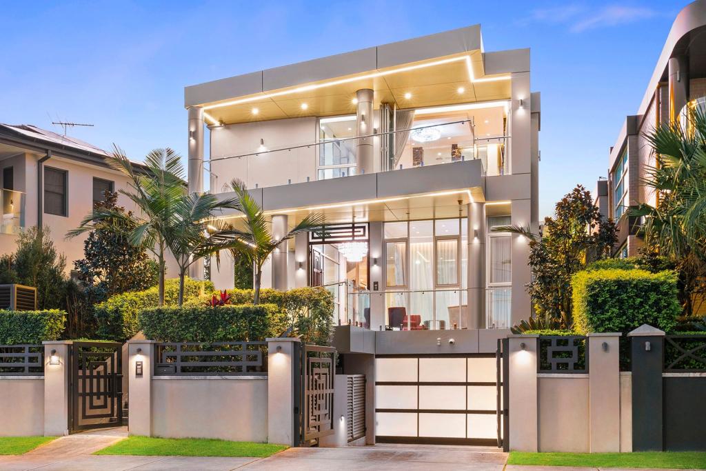 28 Clements St, Russell Lea, NSW 2046