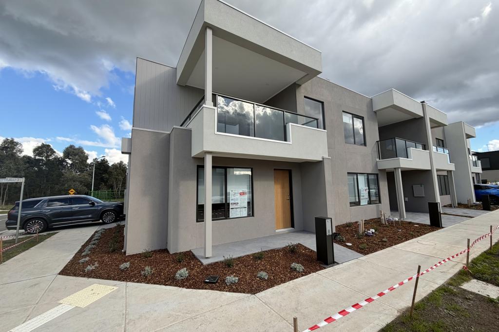 8 Easton St, Officer, VIC 3809