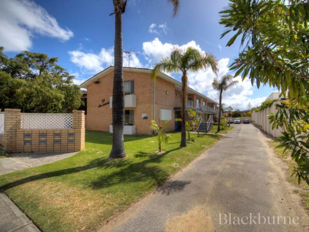 6/17 Filburn St, Scarborough, WA 6019