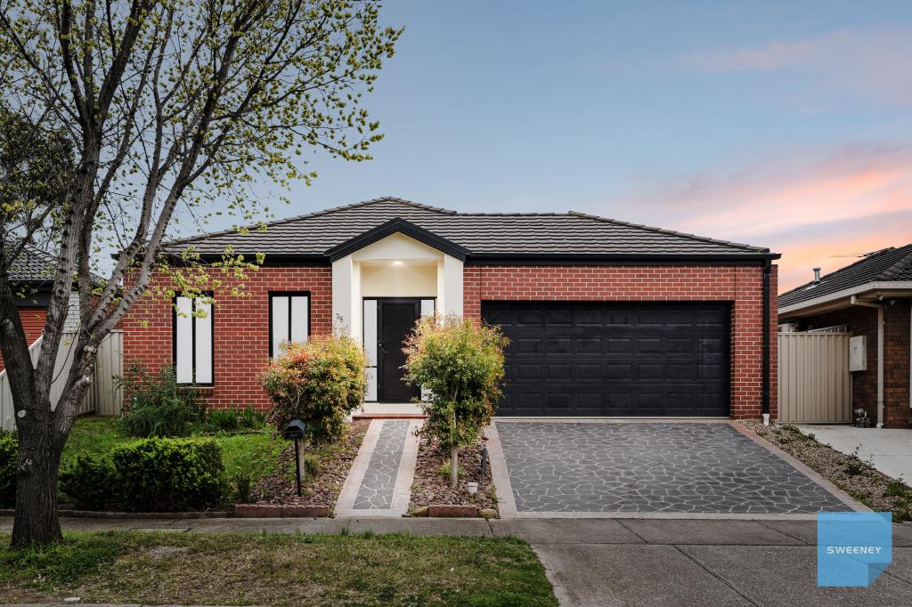 35 Clarendon Wynd, Caroline Springs, VIC 3023