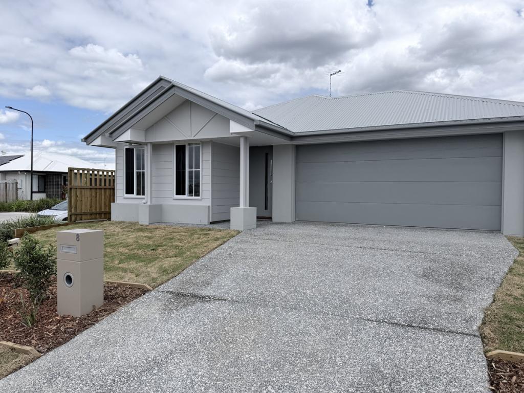 8 Aspect Cct, Flagstone, QLD 4280