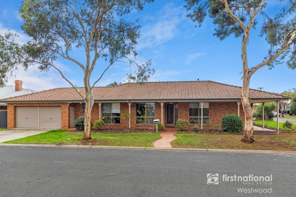 19 Outlook Dr, Werribee, VIC 3030