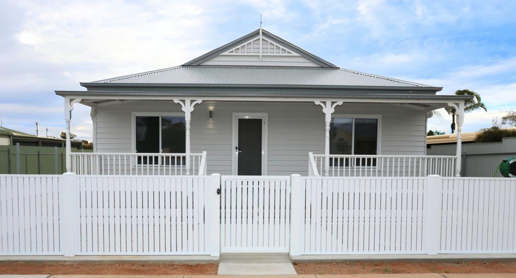 646 WILLIAMS ST, BROKEN HILL, NSW 2880