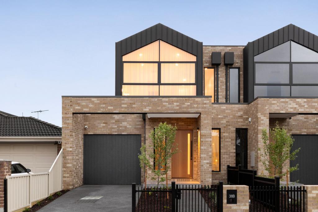 38b Carrington Rd, Reservoir, VIC 3073