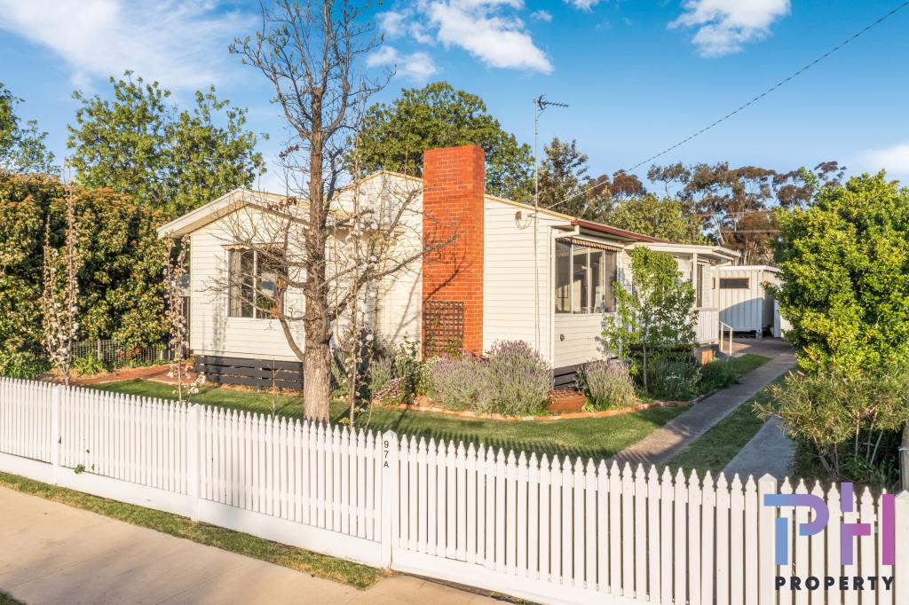 97A PANTON ST, GOLDEN SQUARE, VIC 3555