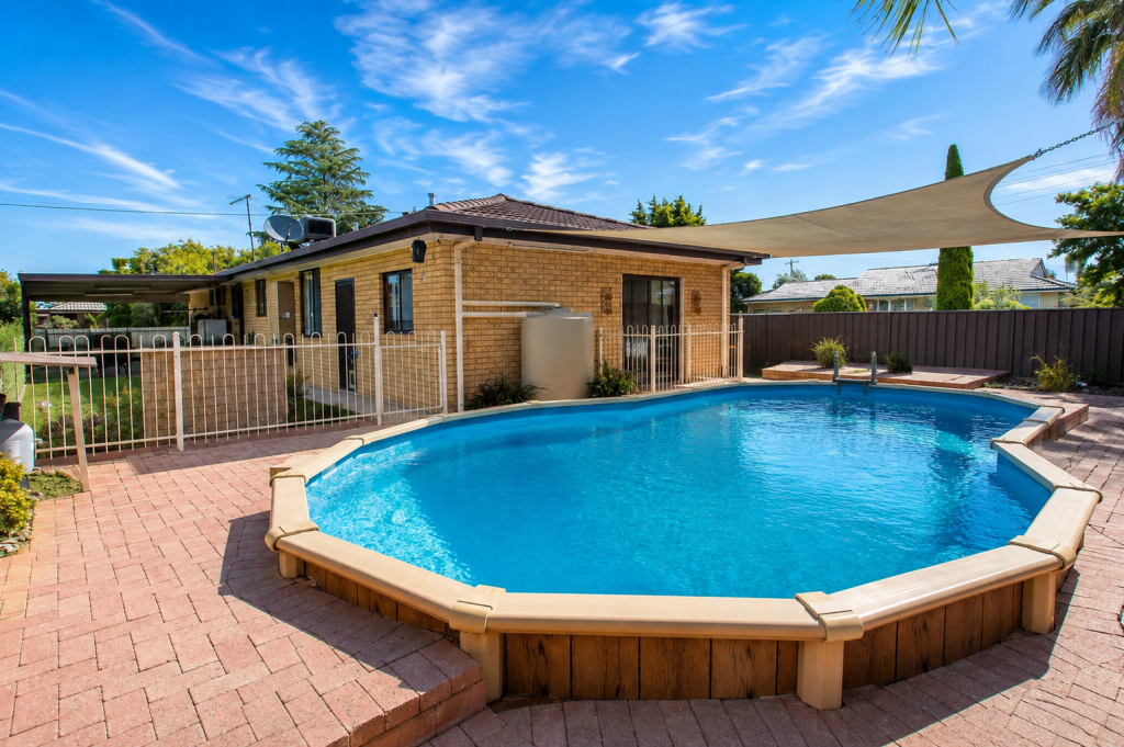 384 Elton Ct, Lavington, NSW 2641