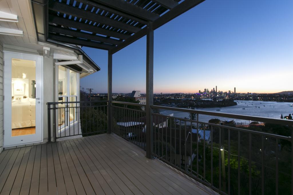 20 Eldernell Tce, Hamilton, QLD 4007