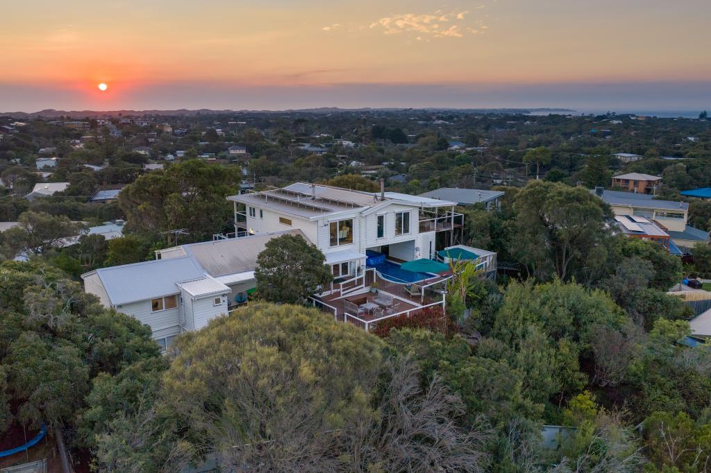 4 ROBYN CT, RYE, VIC 3941