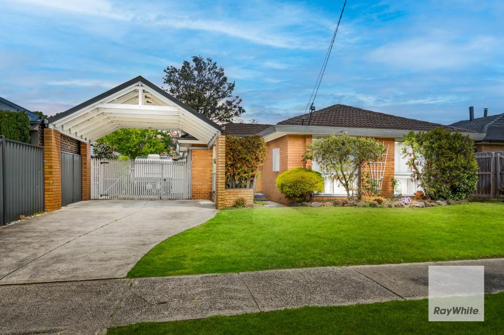 26 Hood Cres, Sunbury, VIC 3429