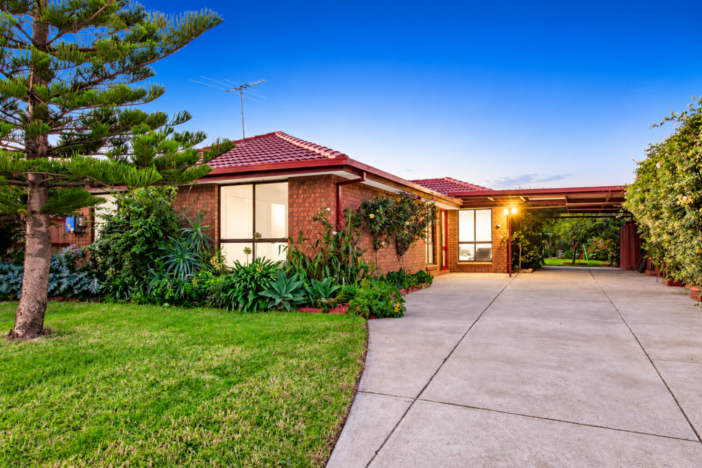 40 Galena Cres, Kings Park, VIC 3021