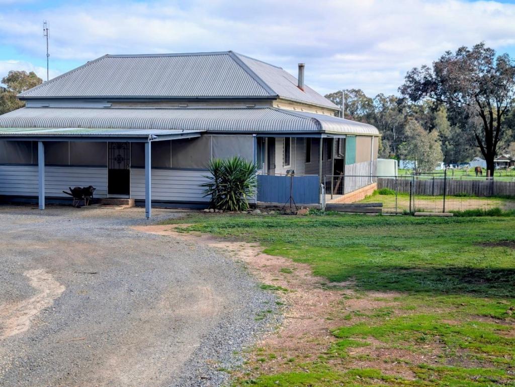 83 Ophir Rd, Wedderburn, VIC 3518