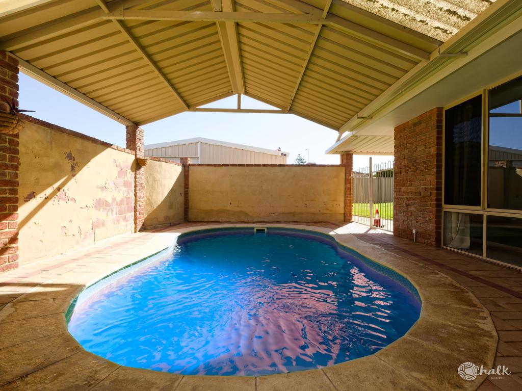 11 Marks Pl, Rockingham, WA 6168