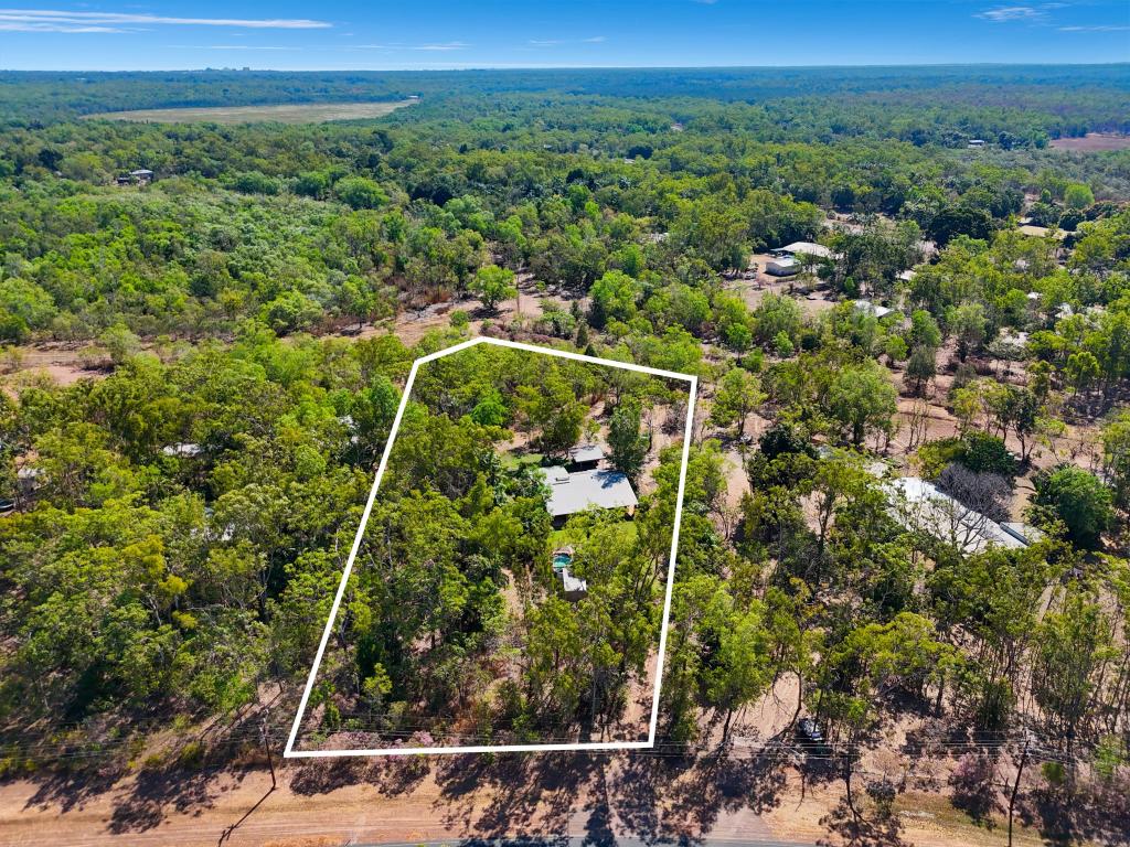 105 CORELLA AVE, HOWARD SPRINGS, NT 0835