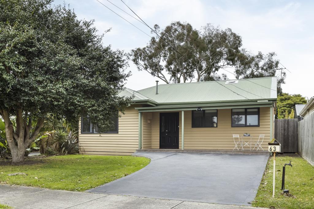 63 Rosslyn Ave, Seaford, VIC 3198