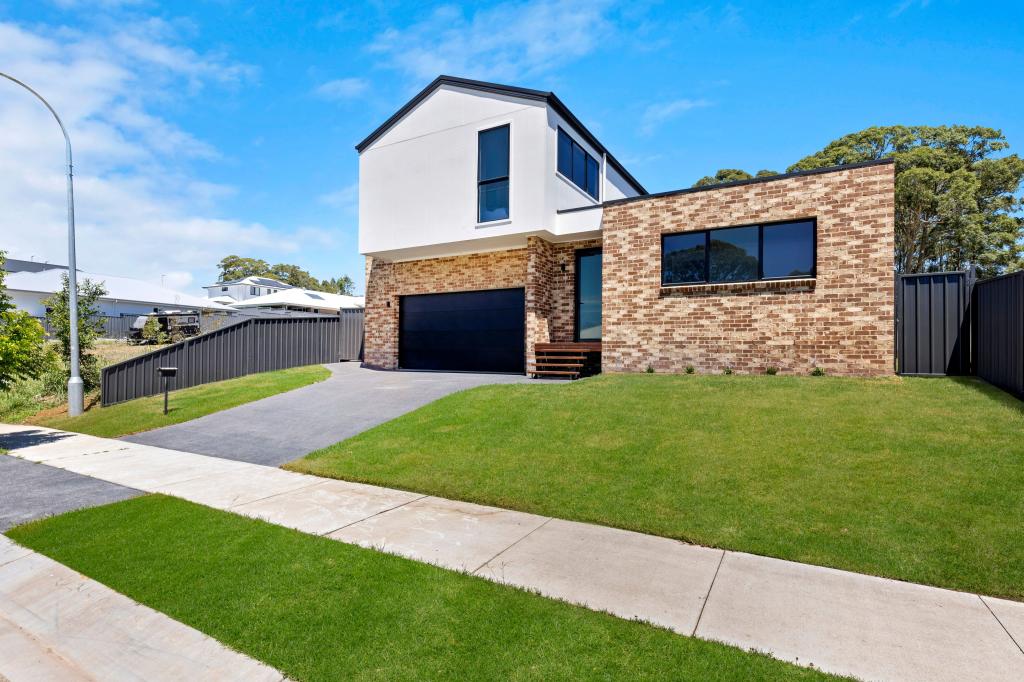 11 Wirraway Bvd, Badagarang, NSW 2540