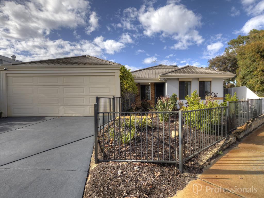 11 Larrawa Cir, Ellenbrook, WA 6069