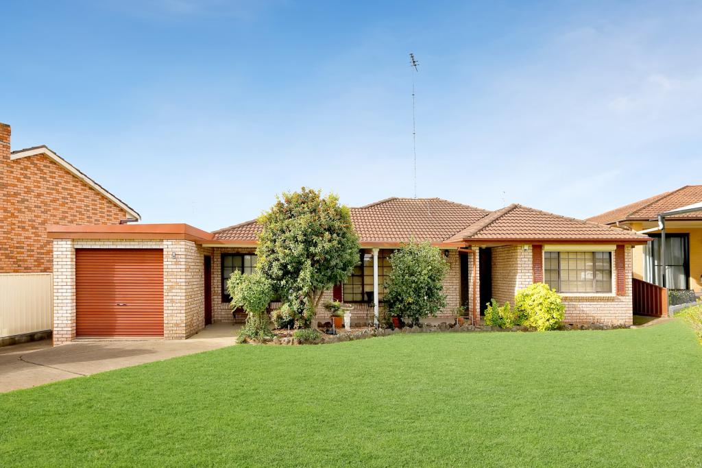 5 Graham Cl, Cranebrook, NSW 2749