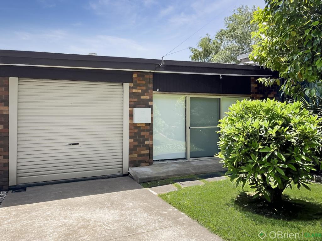 3/27 Young St, Drouin, VIC 3818