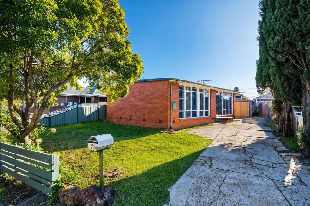 30 Mcleod Rd, St Albans, VIC 3021