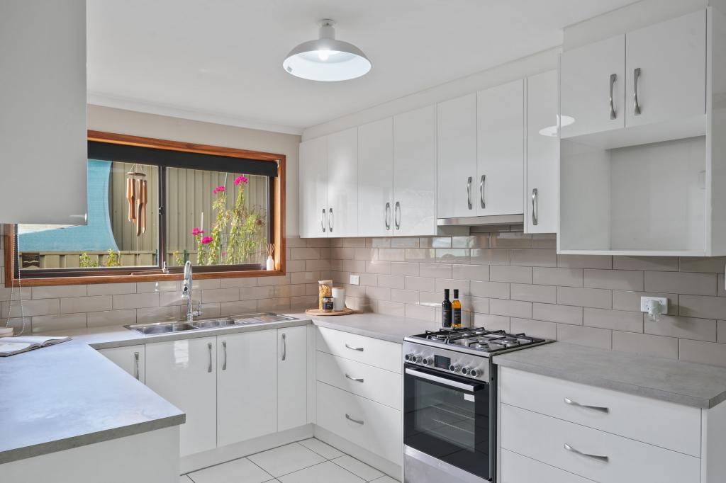 18 Roseworthy Dr, Andrews Farm, SA 5114