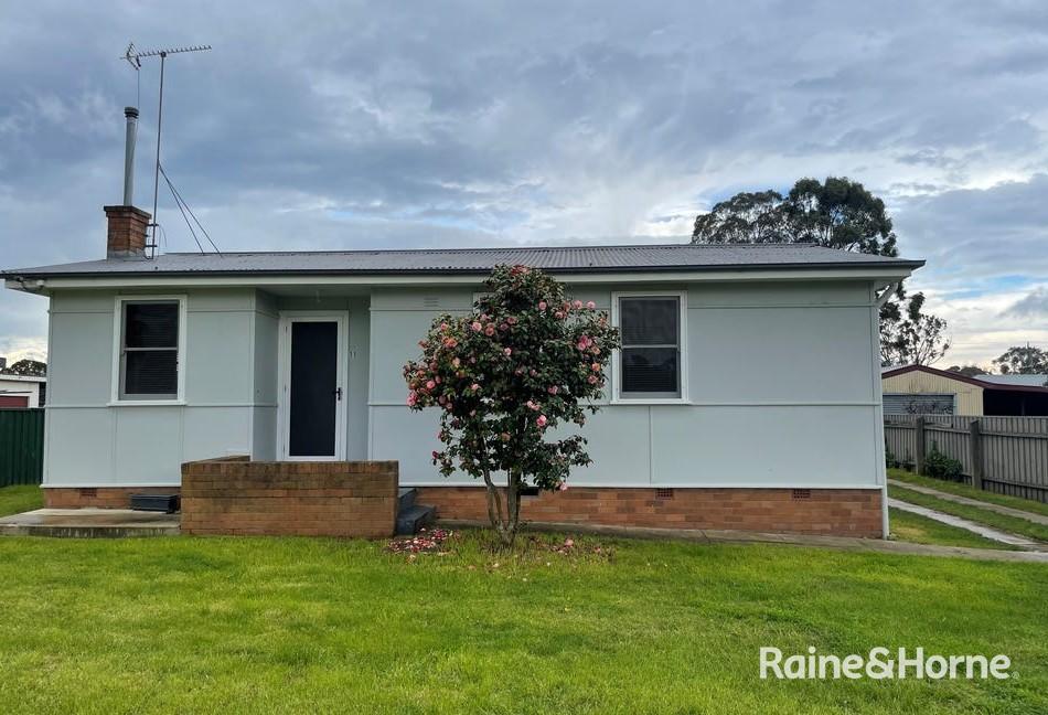 11 Station St, Marulan, NSW 2579