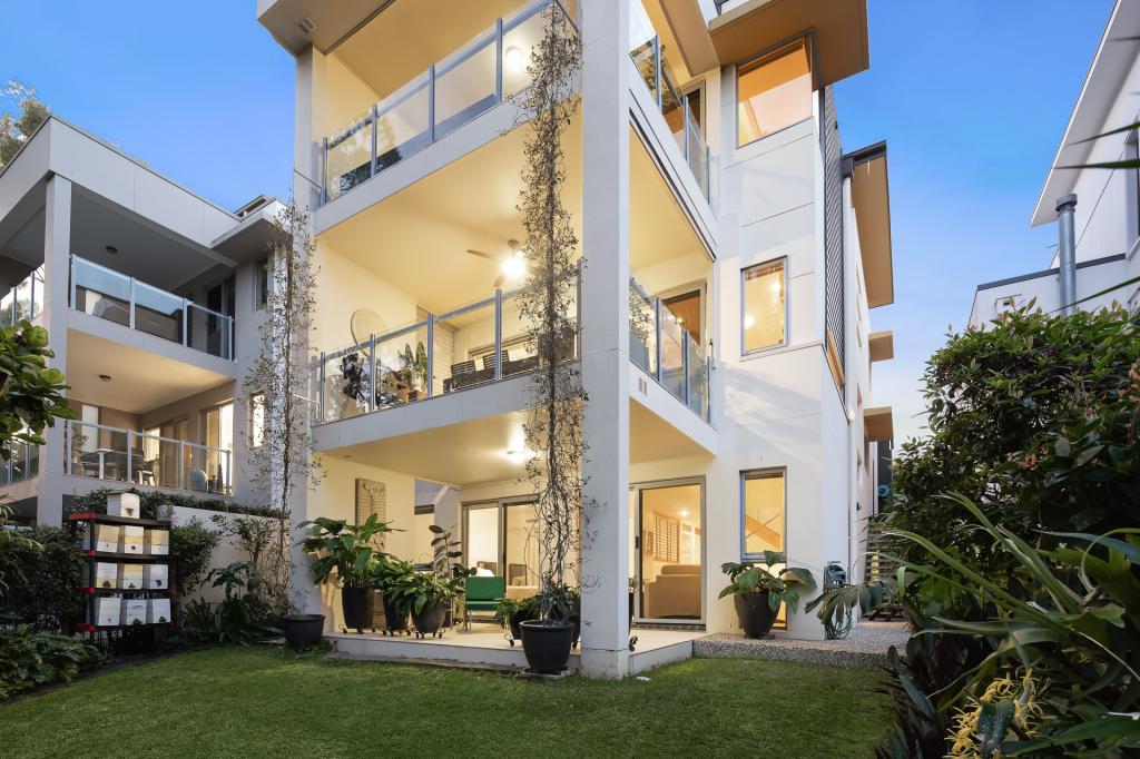 7 Tashey Ct, Bundall, QLD 4217