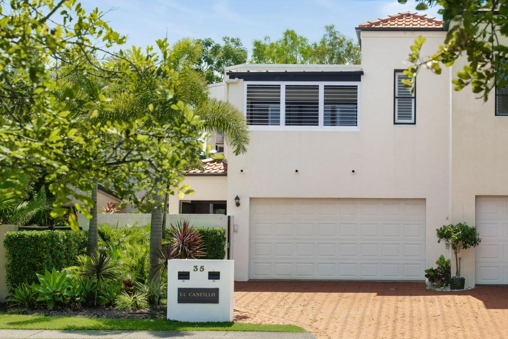 1/35 BLUEFIN CT, NOOSAVILLE, QLD 4566