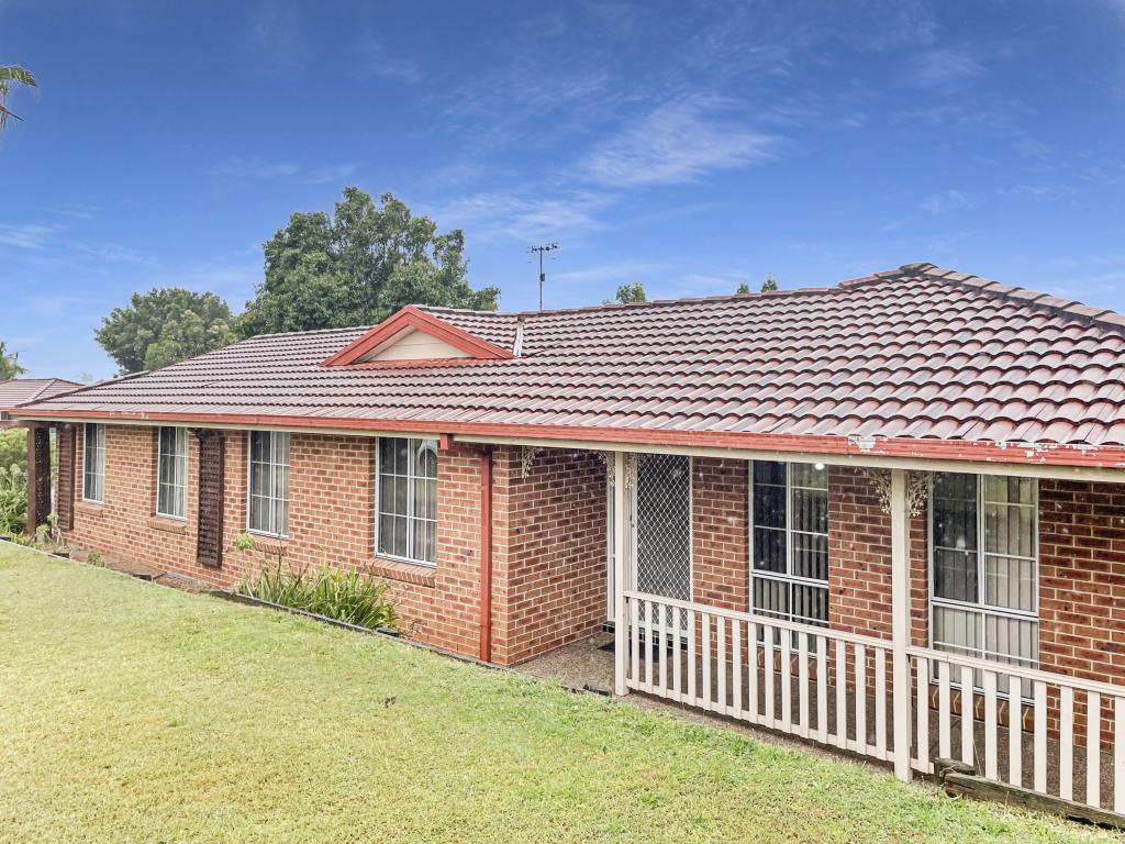 3 St Lawrence Ave, Blue Haven, NSW 2262