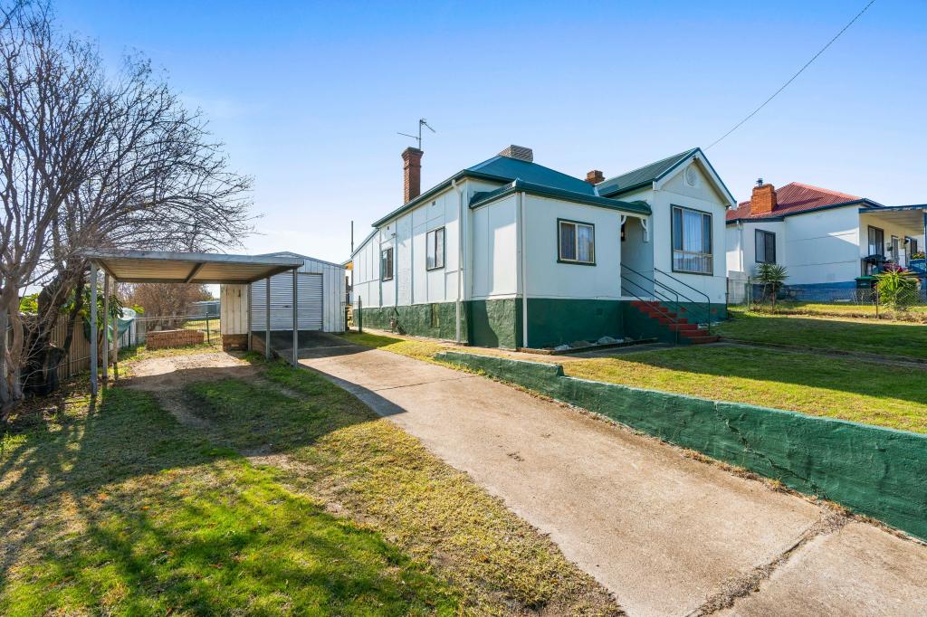 52 George St, Junee, NSW 2663