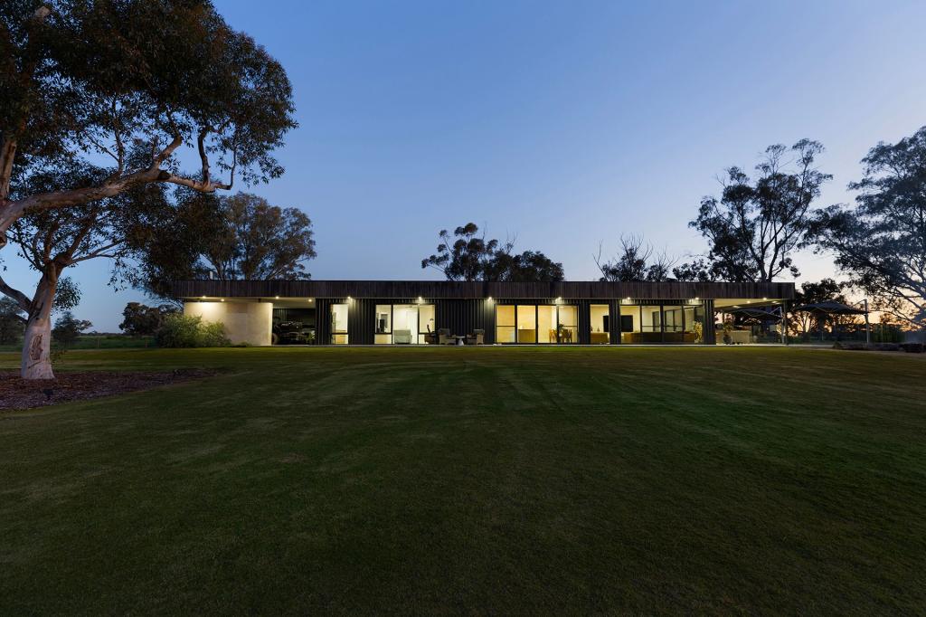 251 Fulham Rd, Torrumbarry, VIC 3562