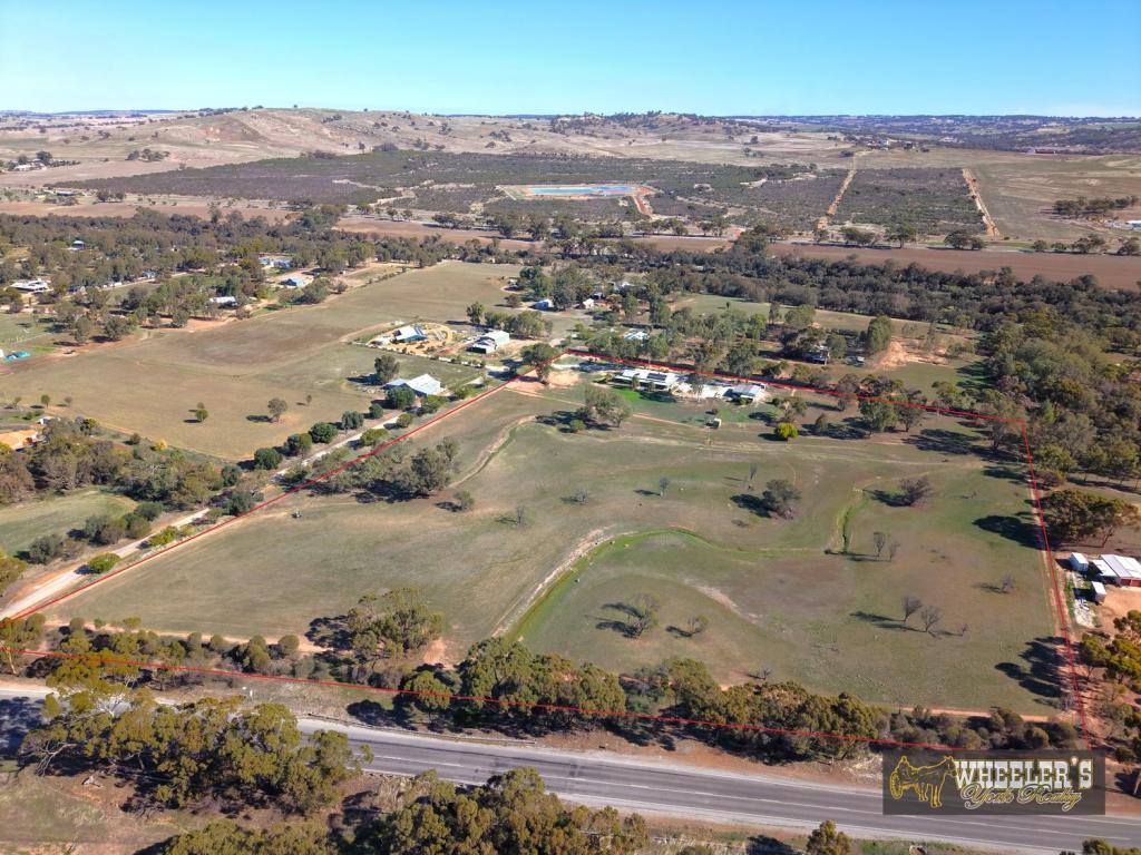 30 Hoops Rd, Cold Harbour, WA 6302