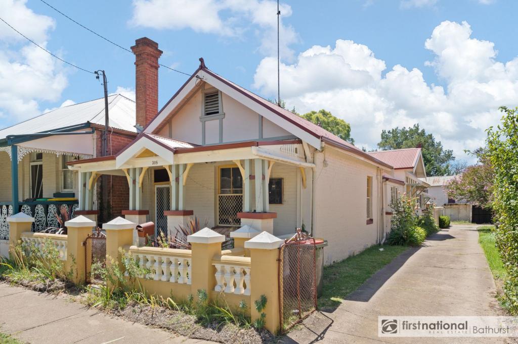 305 Russell St, Bathurst, NSW 2795