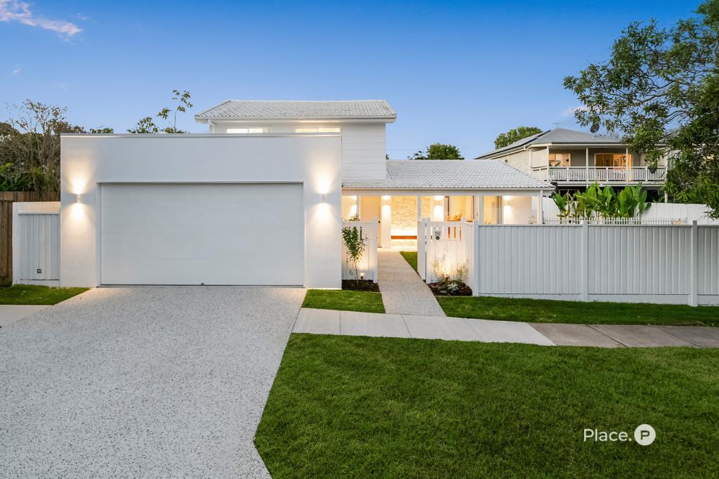 216 Long St E, Graceville, QLD 4075