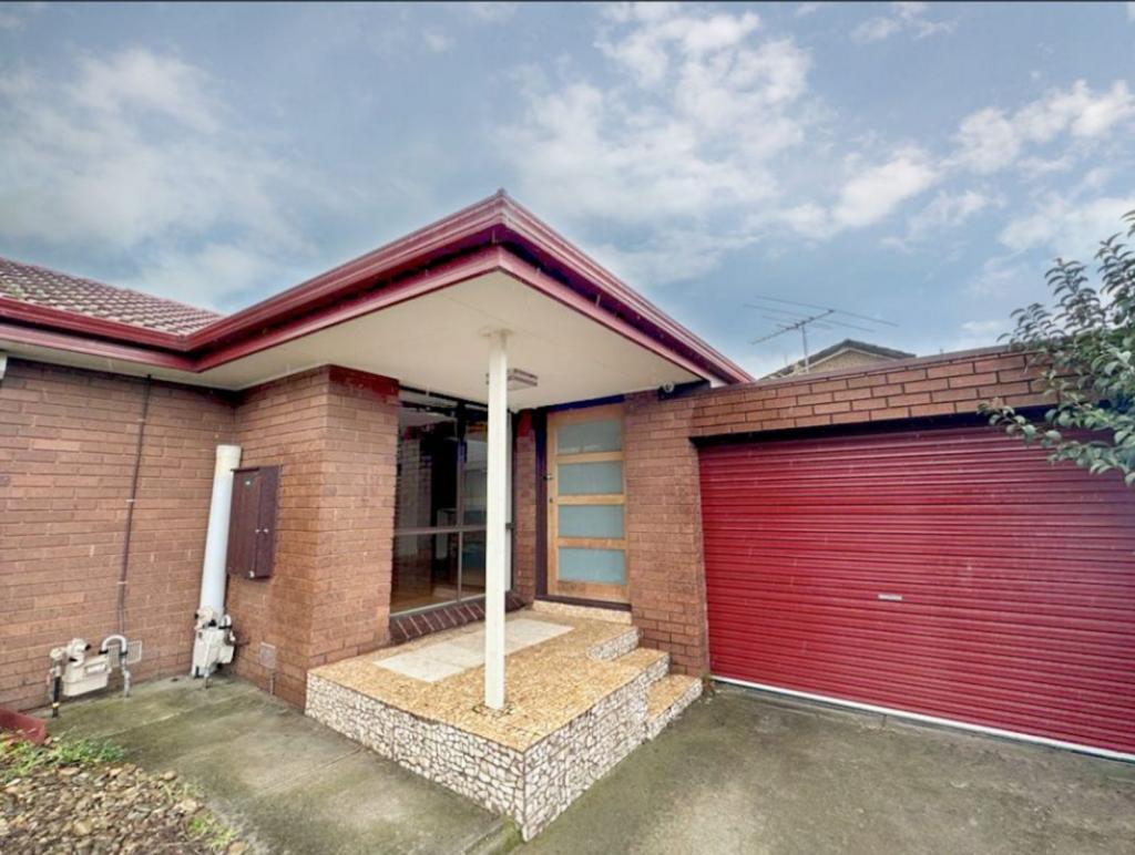 3/5 Robert St, Dandenong, VIC 3175