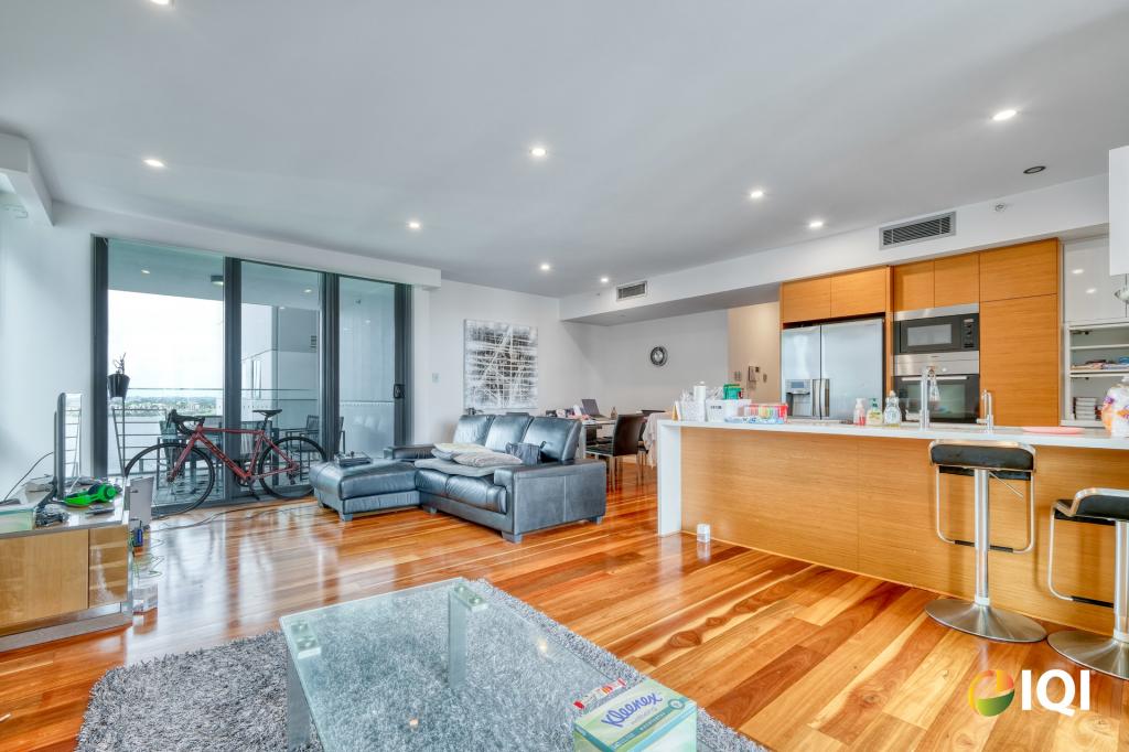 90/90 TERRACE RD, EAST PERTH, WA 6004