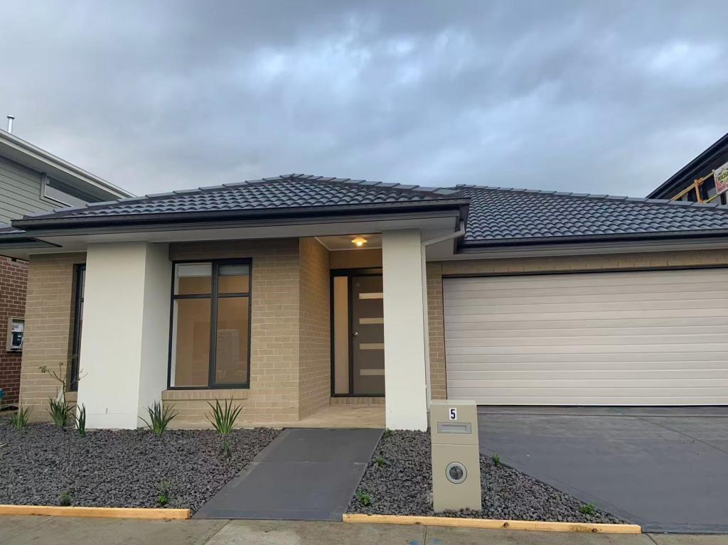 5 Majorelle Way, Clyde, VIC 3978