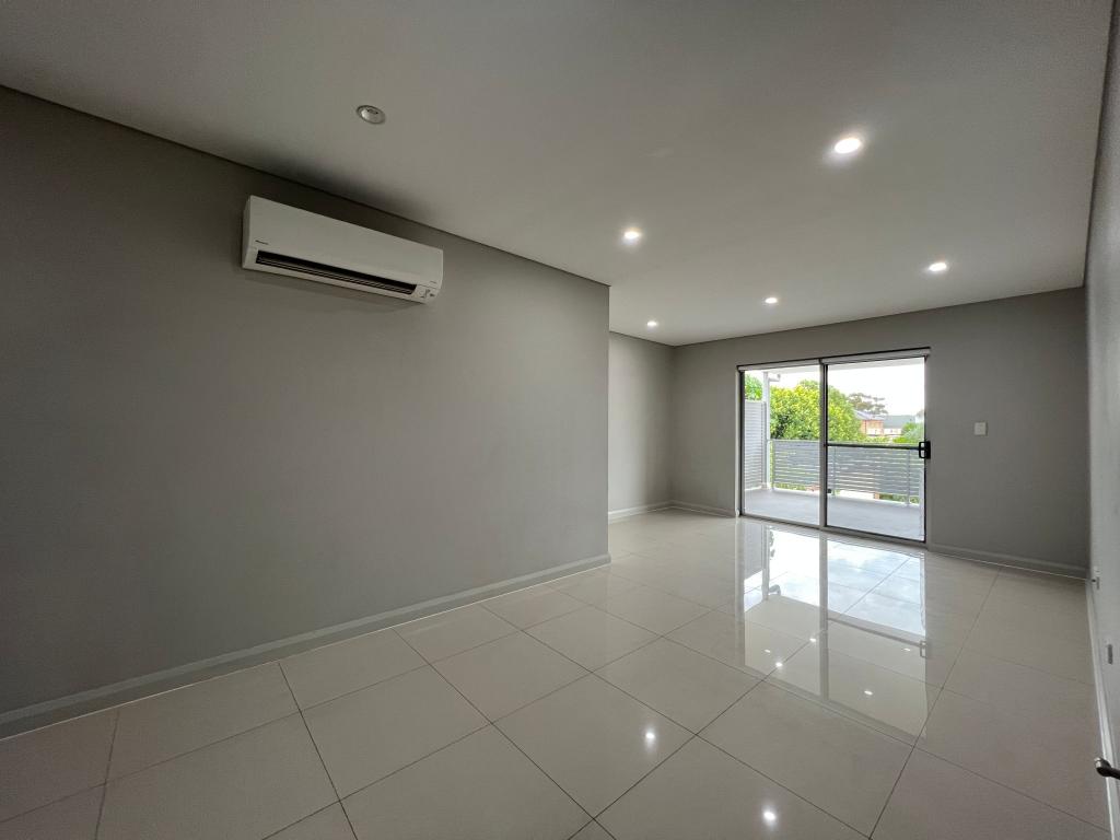 2/138 MOOREFIELDS RD, KINGSGROVE, NSW 2208