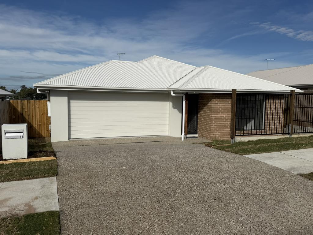 18 Provence Pl, Greenbank, QLD 4124