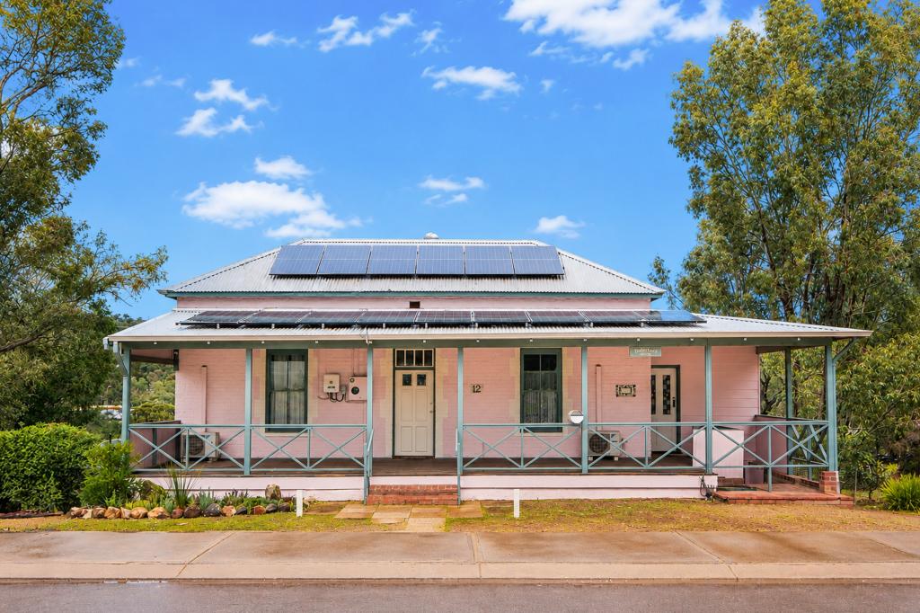 12 Drummond St, Toodyay, WA 6566