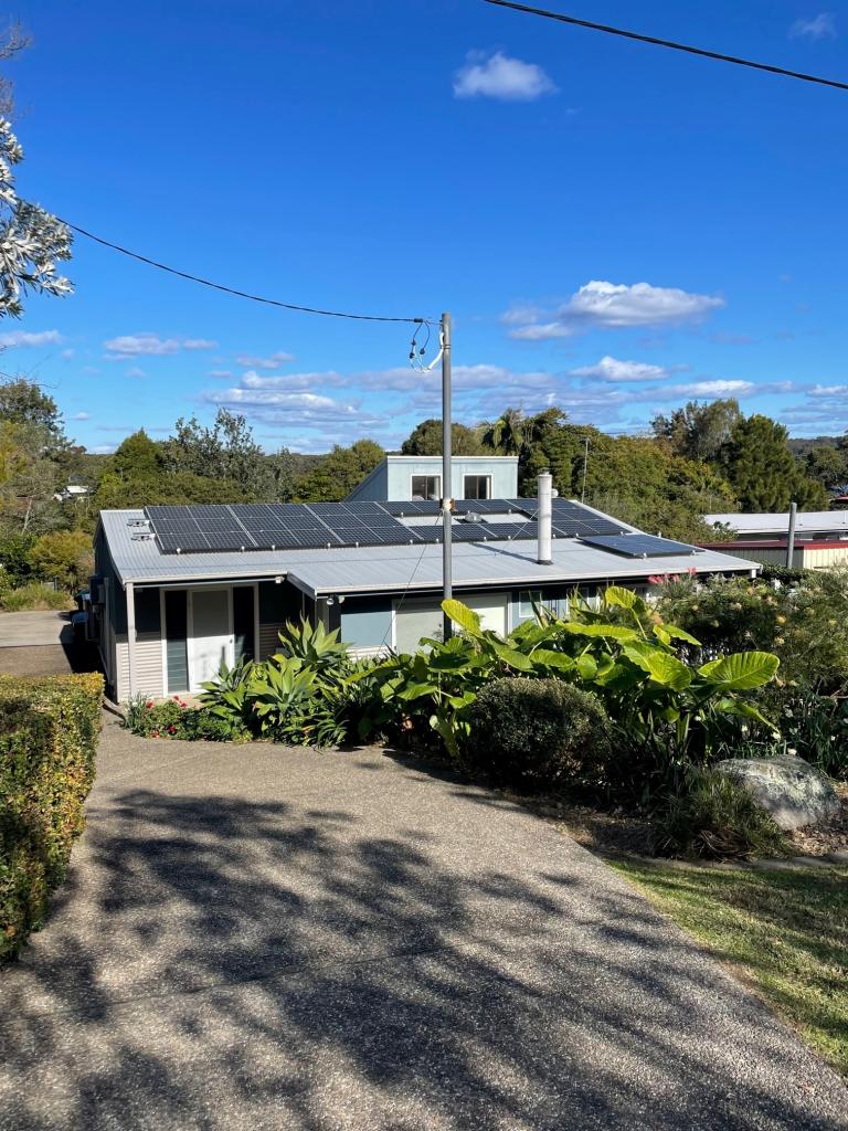 31 ELIZABETH ST, MORUYA HEADS, NSW 2537