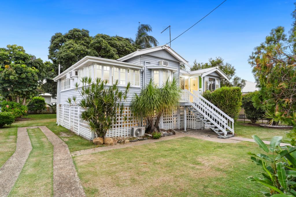 274 Mcdougall St, Koongal, QLD 4701