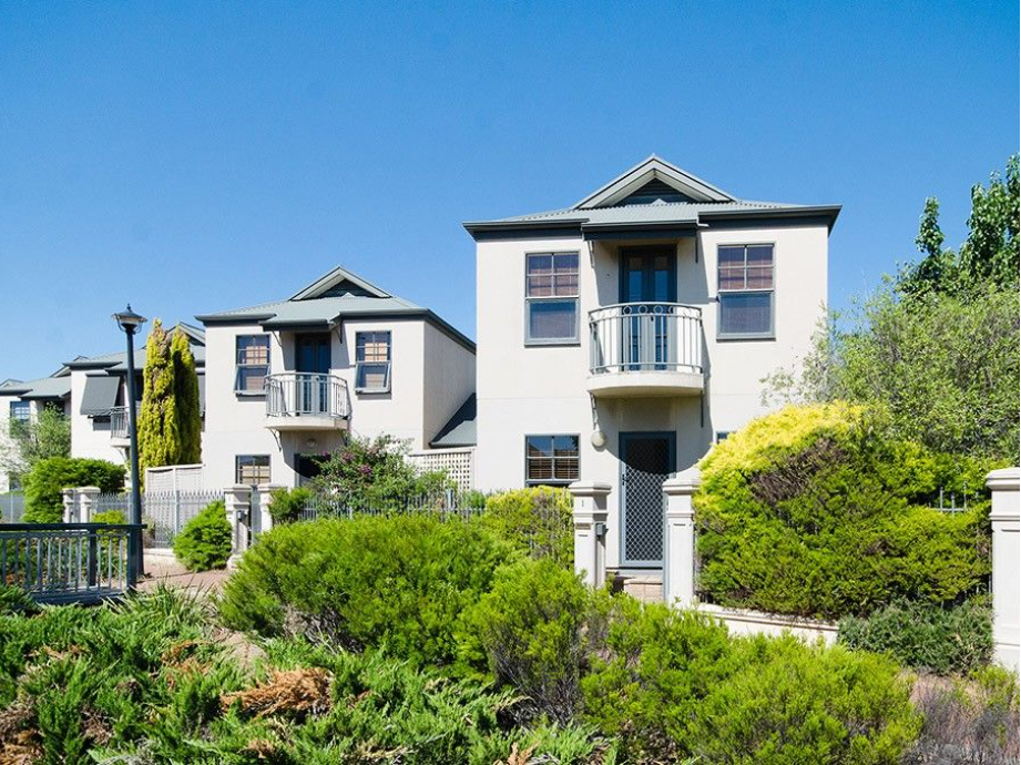 1/4 Cowell Pl, Mile End, SA 5031