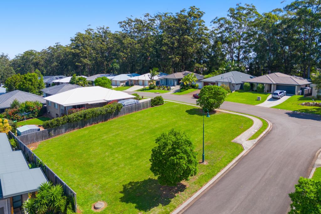 213 THE RUINS WAY, PORT MACQUARIE, NSW 2444