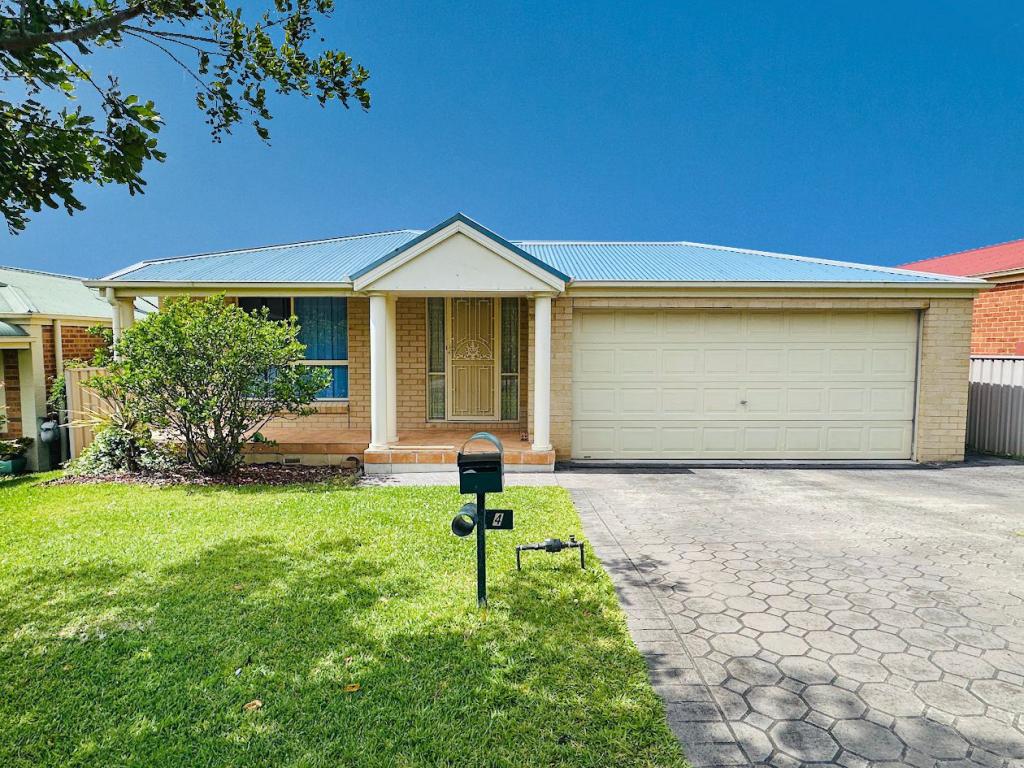 4 Roanoke Dr, Lake Munmorah, NSW 2259