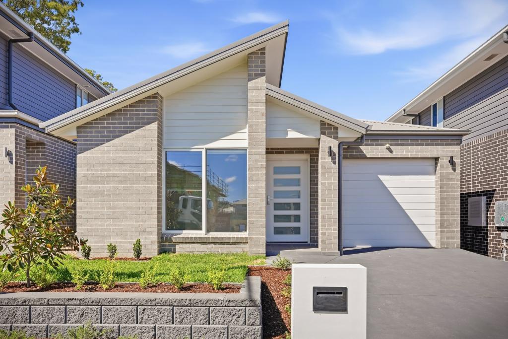 32 Longchamp St, Box Hill, NSW 2765