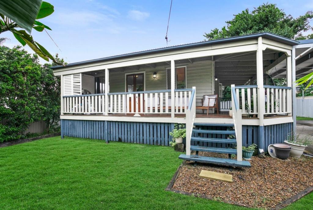 246 Macdonnell Rd, Clontarf, QLD 4019