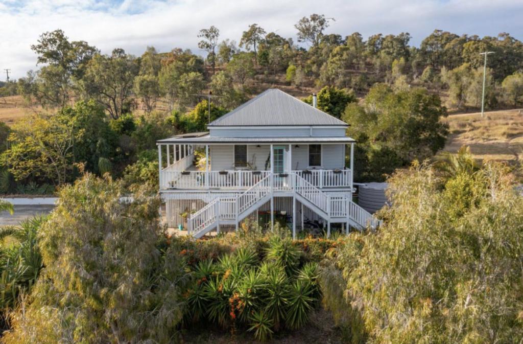 31 Summerholm Rd, Summerholm, QLD 4341