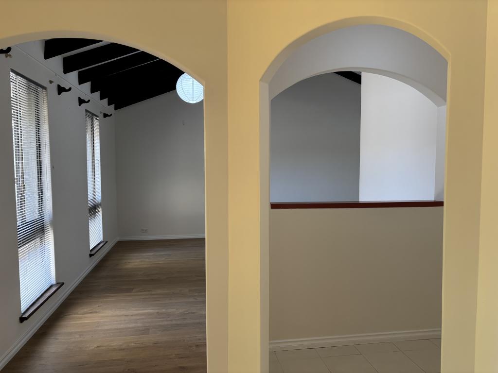 9 Ivers Ct, Langford, WA 6147